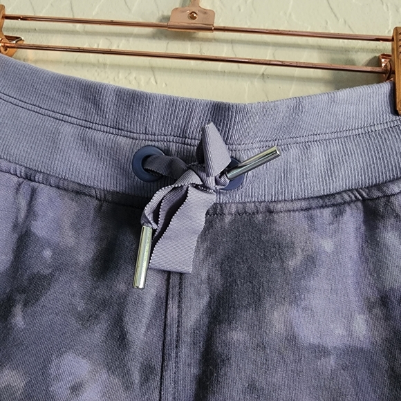 Athleta Balance Printed 4" Shortie Shorts XXS - Picture 4 of 9